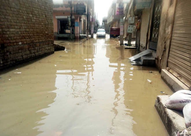 2018_6$largeimg18_Monday_2018_011825228