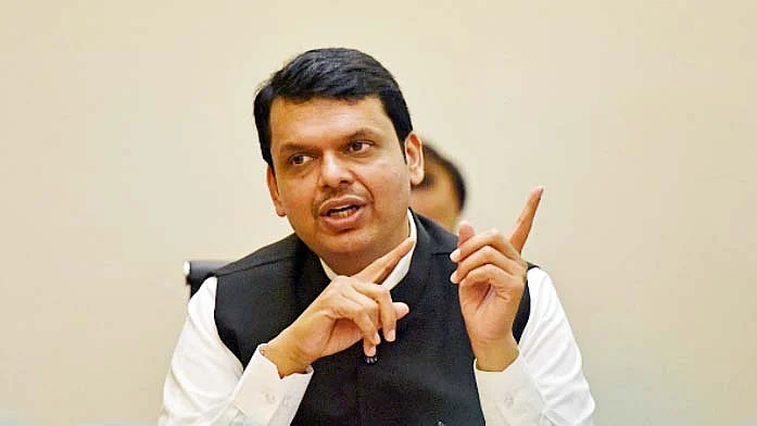 qaumiawaz_2018-07_821502e8-83f9-496e-bfed-29d368a8c355_devendra_fadanvis_cm_of_maharashtra