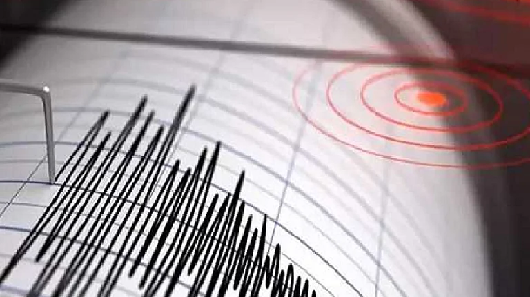 qaumiawaz_2021-10_2793b3d8-73fe-4db3-b848-b43d55ac0575_Earthquake_U_12_04