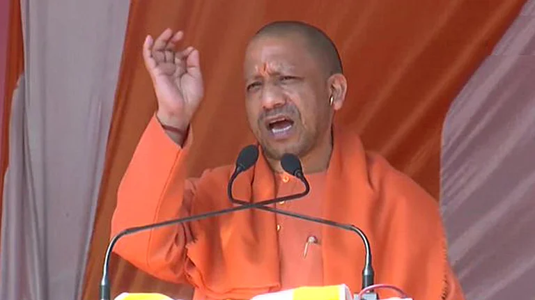 qaumiawaz_2022-02_df581dab-33ed-43c2-9073-a45f80d04145_yogi