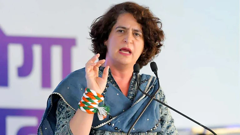 qaumiawaz_2024-04_34e39f10-fc70-401e-87c3-11f5de910456_priyanka_gandhi08