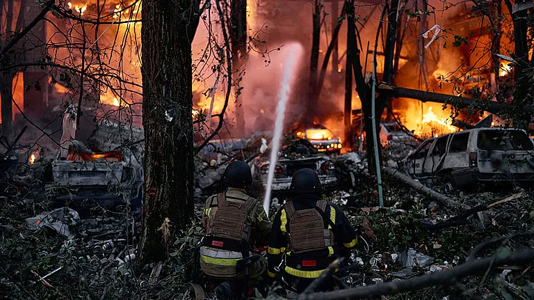 qaumiawaz_2025-07-05_164a9bgp_russian-attack-ukraine