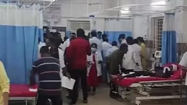 qaumiawaz_2025-09-12_wsunkloc_Karnataka-Hospital