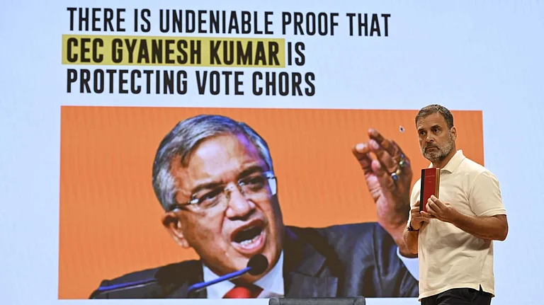 qaumiawaz_2025-09-18_kgram1te_rahul-pc