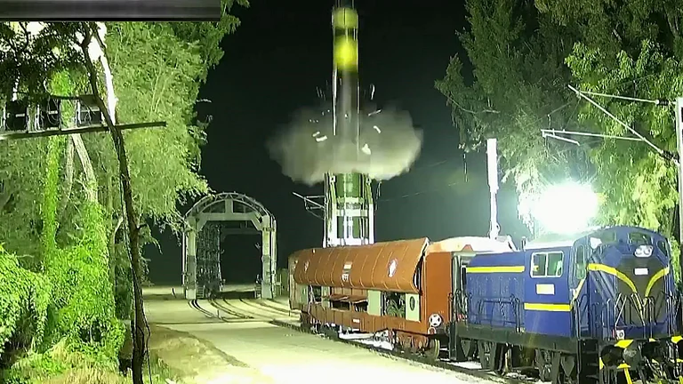 qaumiawaz_2025-09-25_3b8s64iy_agni-prime-launch