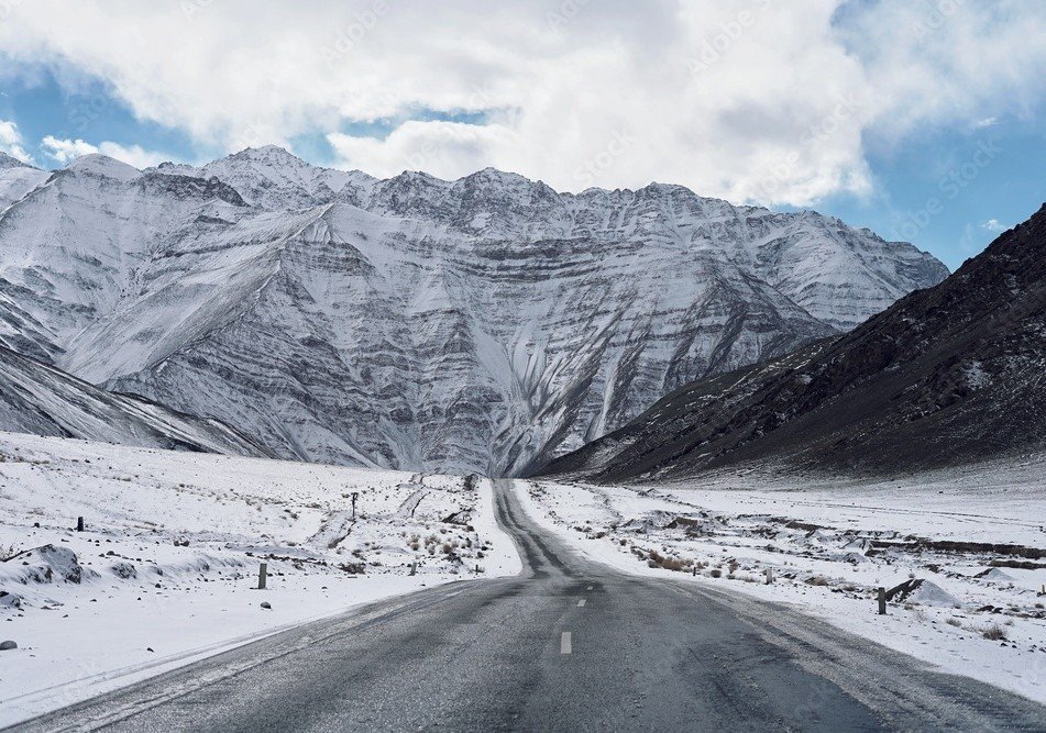 1000_F_1609893632_ASg9bstgTdStahGwDvdmcyAggcpBtJgM