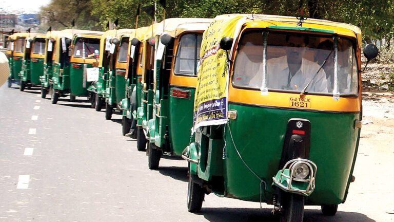 871974-autorickshaw-093019
